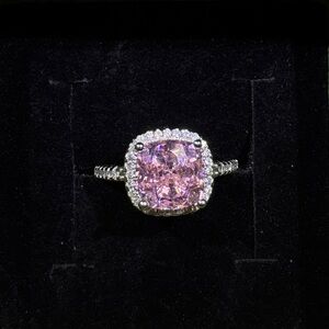 Elegant Pink Stone Silver Ring